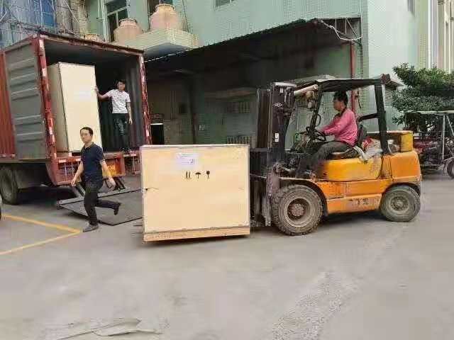 Máquina de distribuição de cola de uma parte CCD Visual Capacidade do tanque 60L 17